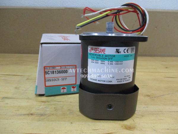 Motore Elettrico Reversibile Sesame 5RK60GN-CFP - 60W, 220V, 4 Poli, Con Ventola E Interruttore Termico
