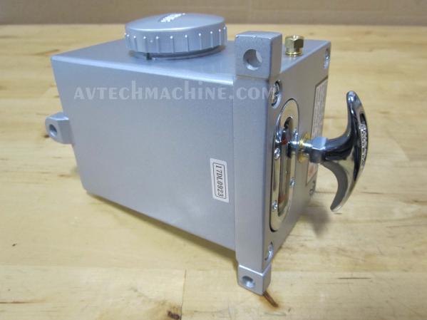 Lubrificatore Manuale Chen Ying CTA-8L - Estrazione Sinistra, Tipo CTA, Nuovo