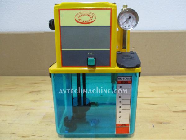 Pompe à Lubrifiant CNC Yeong Dien 2L 110V - Modèle TM-301CF-T2P, Réservoir Industriel Robuste