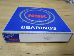 HR30214J NSK Taper Roller Bearing Cone & Cup Set 70x125x26.25mm