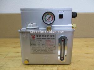 TK-1203E-C1V2 Tswu Kwan Lubrication Pump Pressure 15KG AC220
